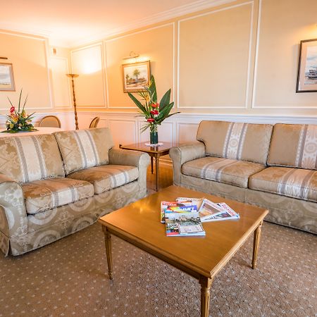 Hotel Colbert - Spa & Casino Антананариву Екстериор снимка